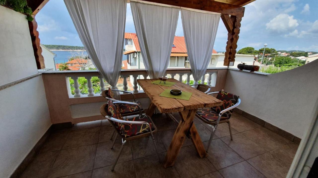 Apartments Balen Barbat na Rabu Exterior photo